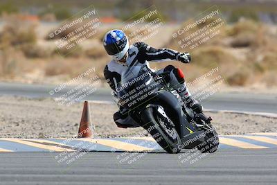 media/Mar-13-2022-SoCal Trackdays (Sun) [[112cf61d7e]]/Turn 4 (145pm)/